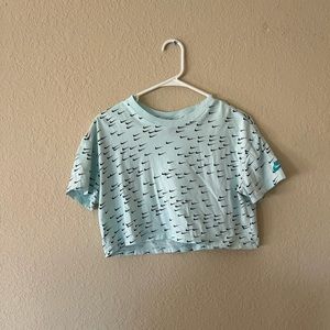Nike Crop Top